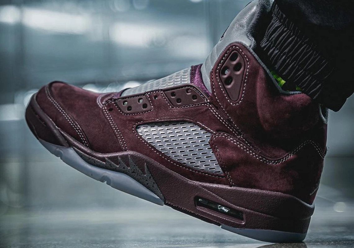 Air Jordan 5 “Burgundy” sẽ trở lại vào ngày 9 tháng 9